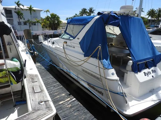 Slide: The Image of Wellcraft 3600 Martinique 1999 - 17