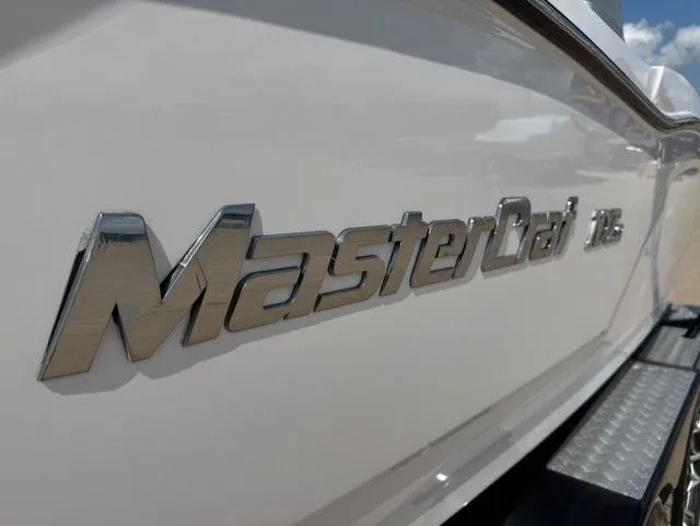 Slide: The Image of MasterCraft NXT22 2019 - 4