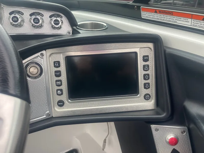 Slide: The Image of MasterCraft X30 2015 - 22