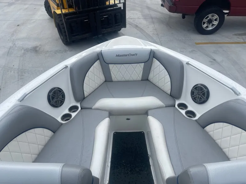 Slide: The Image of MasterCraft X30 2015 - 26