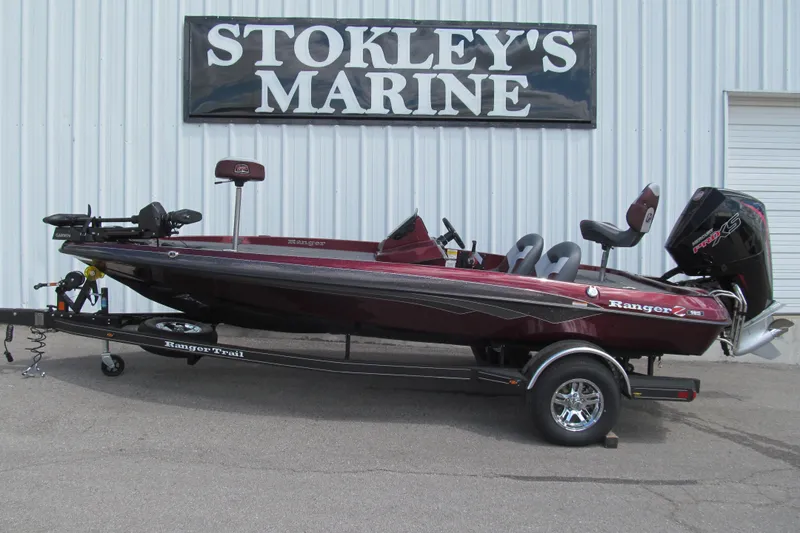 The Image of 2026 Ranger Z185 boat at Stokley's Marine dealership, displayed on a trailer. - 0
