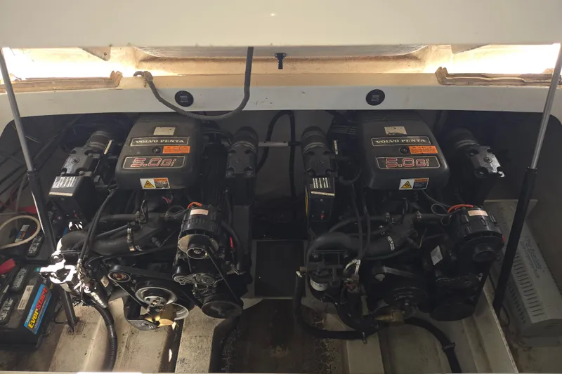 Slide: The Image of Twin Volvo Penta 5.0Gi engines in a 2001 Cobalt 292 boat engine compartment. - 23