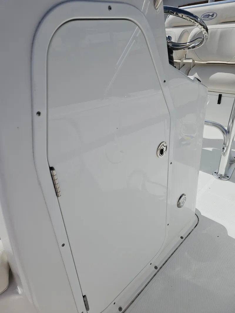 Slide: The Image of Sea Hunt Ultra 219 2026 - 10