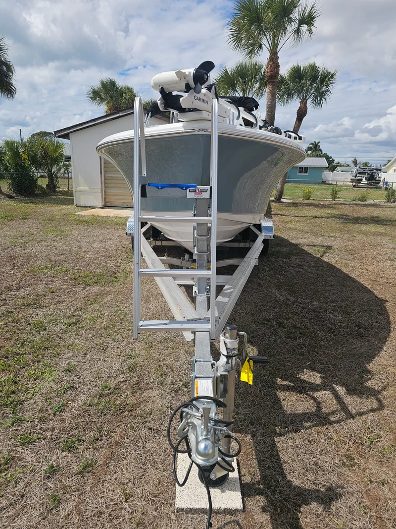 Slide: The Image of Sea Hunt Ultra 219 2026 - 11