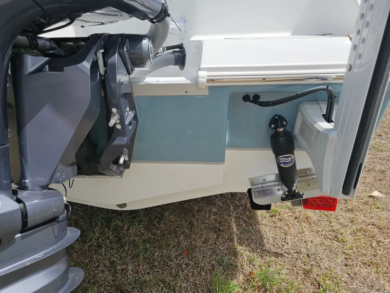 Slide: The Image of Sea Hunt Ultra 219 2026 - 18