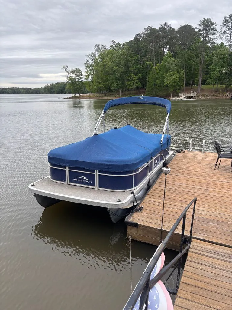 Slide: The Image of Bennington 20SLV 2020 - 3