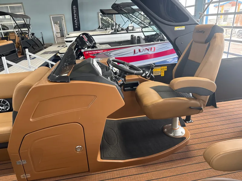 Slide: The Image of Bentley Pontoons Elite 253 Swingback EXT w/ Wake Tower 2026 - 14