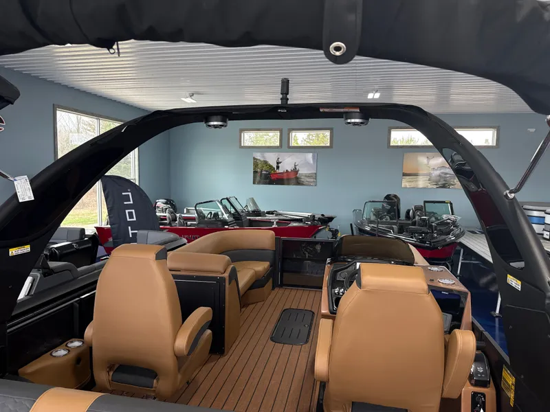 Slide: The Image of Bentley Pontoons Elite 253 Swingback EXT w/ Wake Tower 2026 - 19