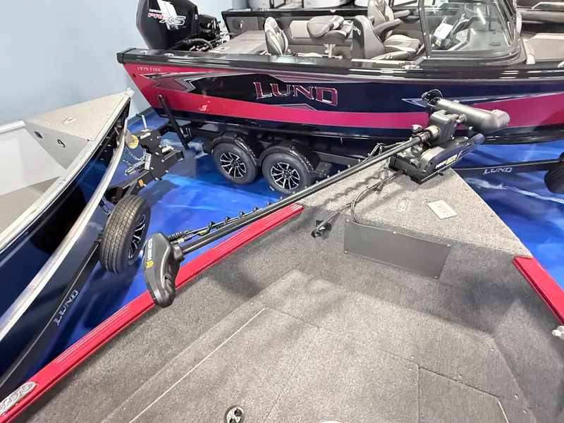 Slide: The Image of Lund 1775 Adventure Sport 2026 - 12