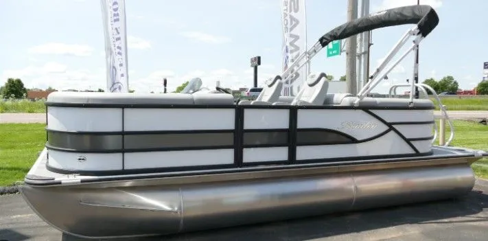 The Image of Bentley Pontoons Legacy 243 Navigator Ext 2026 - 1