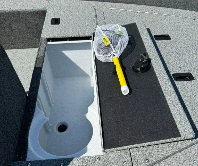 Slide: The Image of Lund Angler 1650 SS 2025 - 4