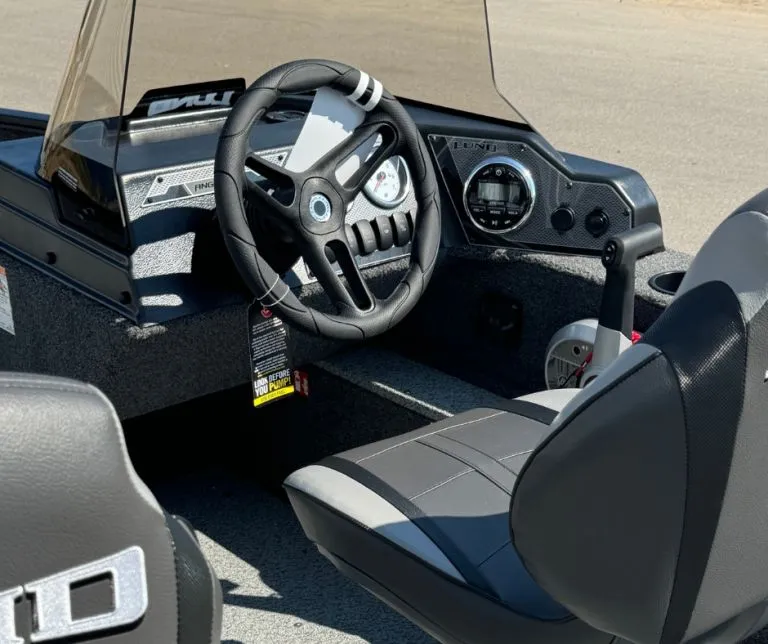 Slide: The Image of Lund Angler 1650 SS 2025 - 6