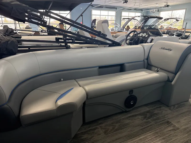 Slide: The Image of Bentley Pontoons 223 Bolt 2026 - 20
