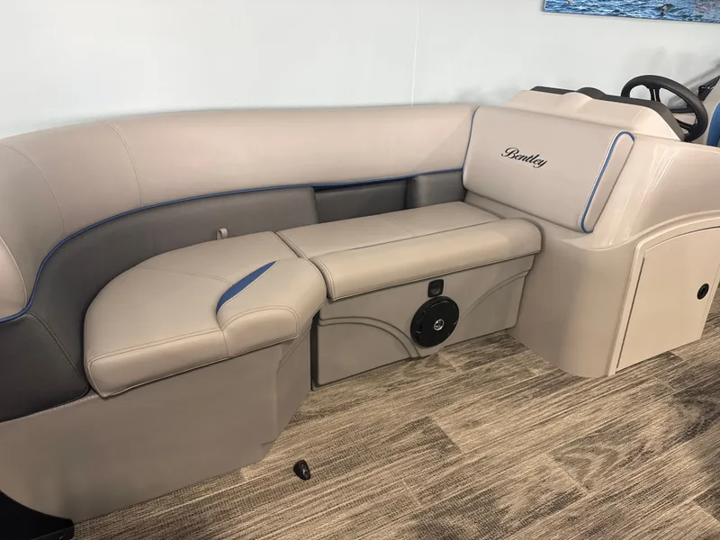 Slide: The Image of Bentley Pontoons 223 Bolt 2026 - 23