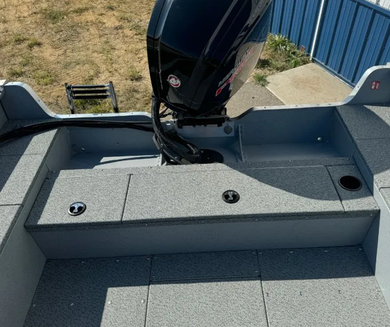 Slide: The Image of Lund Alaskan 1875 SS 2025 - 6