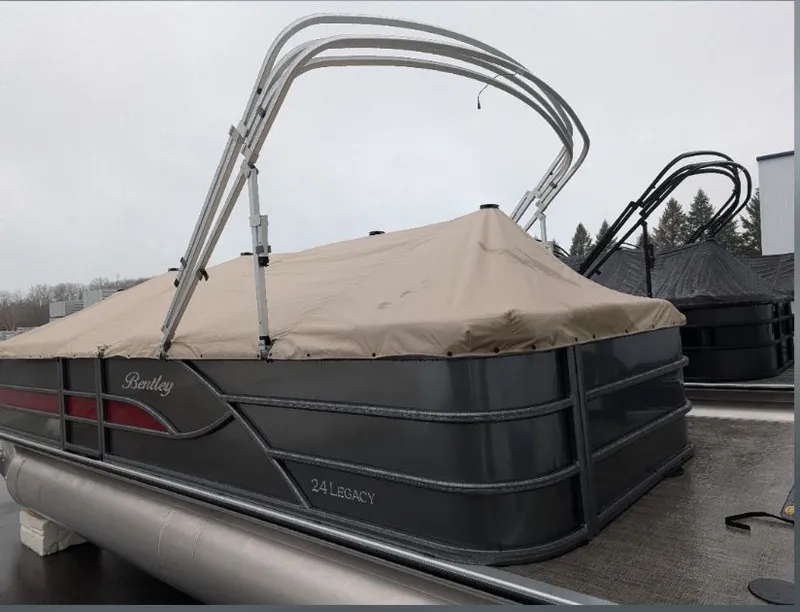 Slide: The Image of Bentley Pontoons Legacy 243 Cruise 2026 - 14