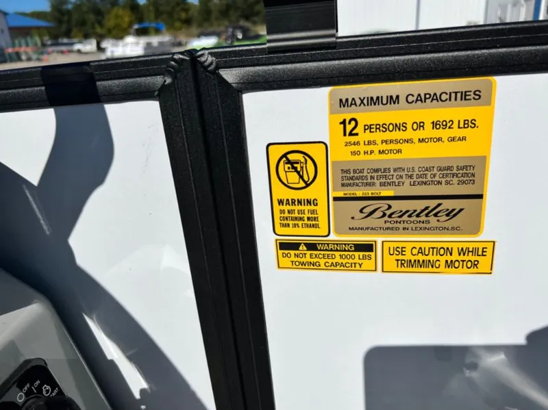 Slide: The Image of Bentley Pontoons 223 Bolt 2026 - 8