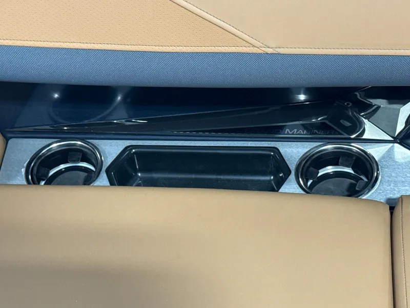 Slide: The Image of Harris Grand Mariner SLDH 2026 - 24