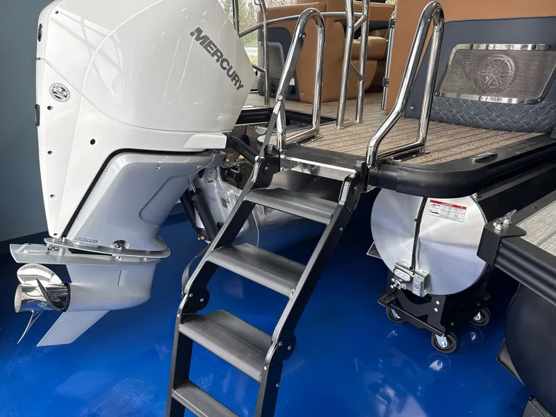 Slide: The Image of Harris Grand Mariner SLDH 2026 - 7