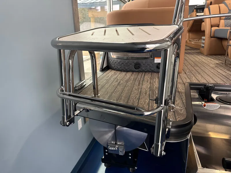 Slide: The Image of Harris Grand Mariner SLDH 2026 - 9