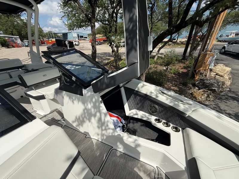 Slide: The Image of Interior of a 2025 Cobalt R4 boat with modern seating. - 8