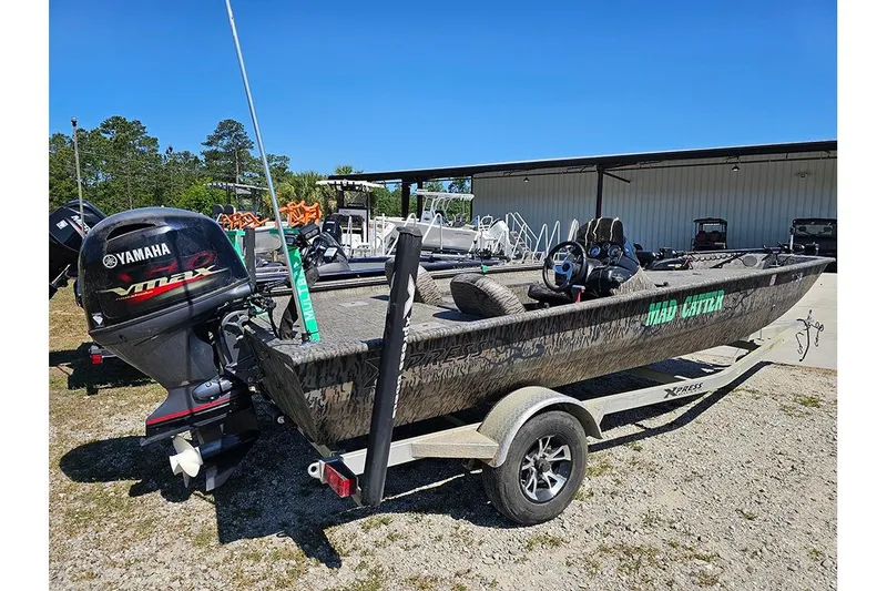 Slide: The Image of 2020 Xpress XP200 Catfish boat with Yamaha VMAX engine on trailer. - 3