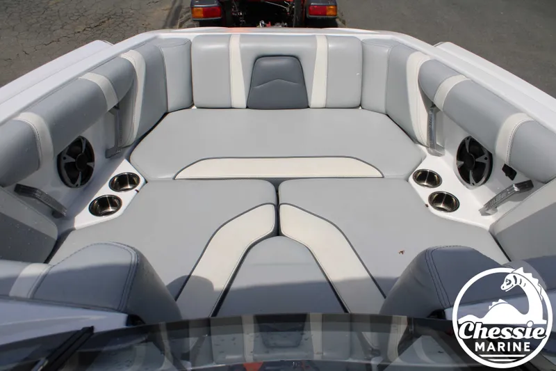 Slide: The Image of Malibu Wakesetter 21 MLX 2020 - 18