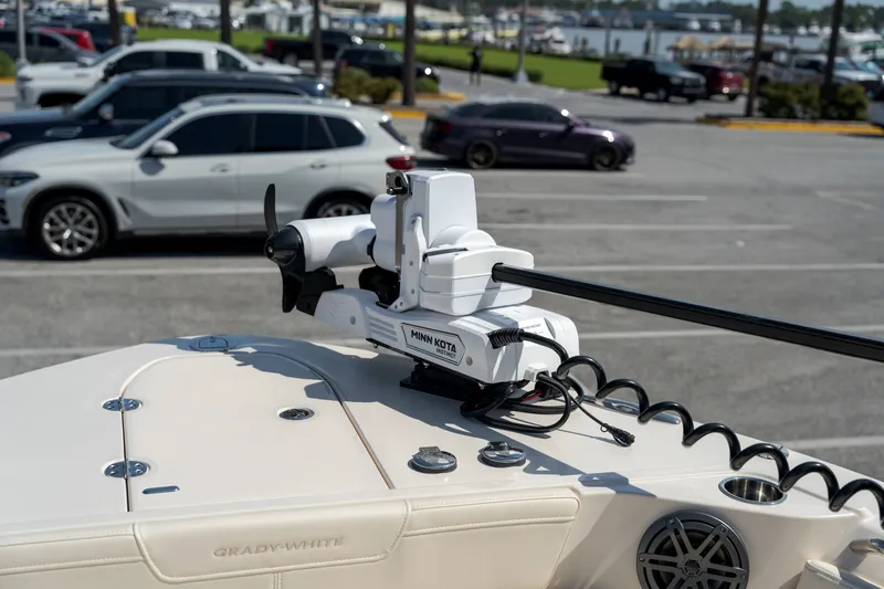 Slide: The Image of Grady-White 281 Coastal Explorer 2027 - 40