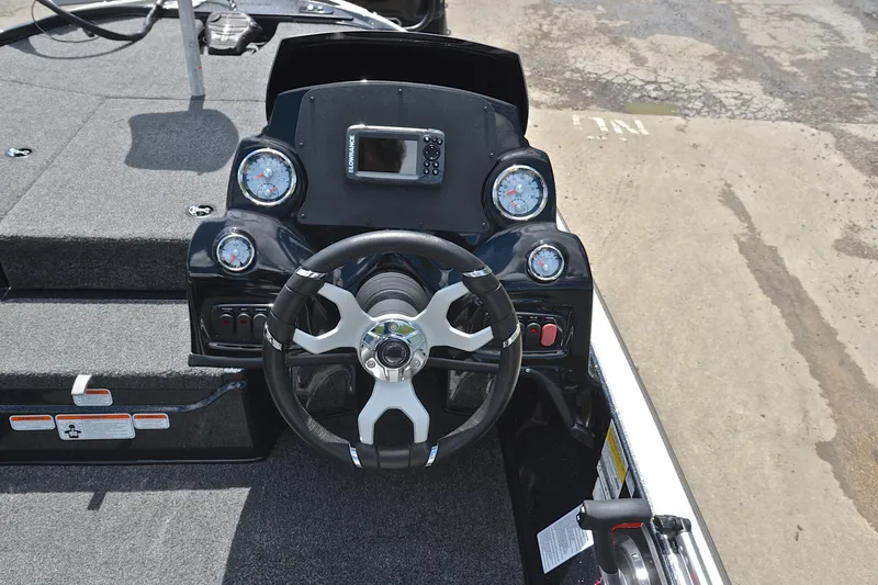 Slide: The Image of Steering console of 2025 Nitro Z17 boat with gauges and navigation system. - 22