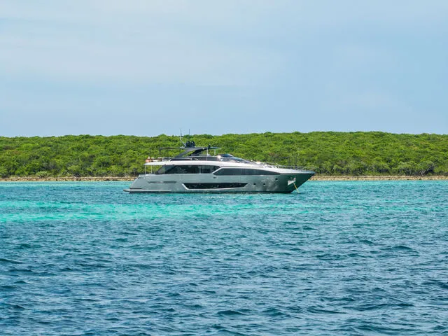 Slide: The Image of Riva 90' Argo 2022 - 75