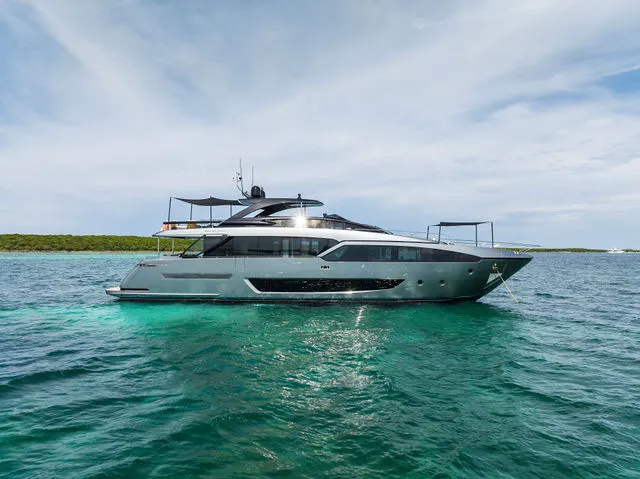 Slide: The Image of Riva 90' Argo 2022 - 78