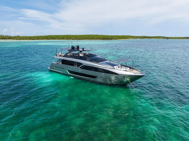 Slide: The Image of Riva 90' Argo 2022 - 80