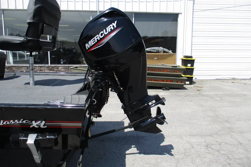 Slide: The Image of 2022 Tracker Bass Tracker Classic XL with Mercury outboard motor. - 8