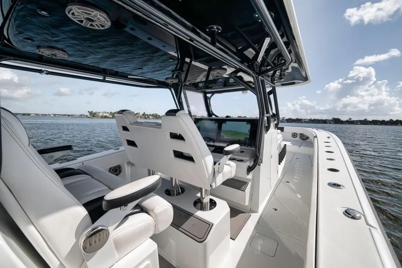 Slide: The Image of Luxury Freeman 42LR boat interior, 2020 model, featuring sleek design and advanced navigation systems. - 27