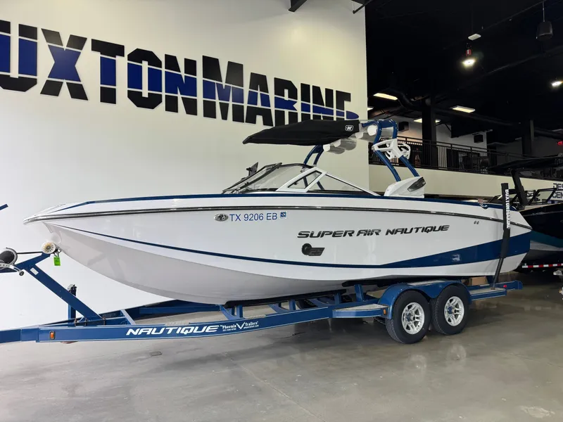 Slide: The Image of Nautique Super Air Nautique G25 2014 - 3