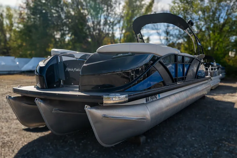 Slide: The Image of Aqua 250 XP3 - Tritoon 2015 - 4