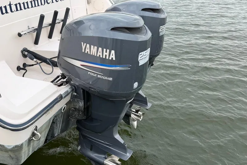 Slide: The Image of Twin Yamaha 250 outboard engines on a 2007 Grady-White Express 330 boat. - 15