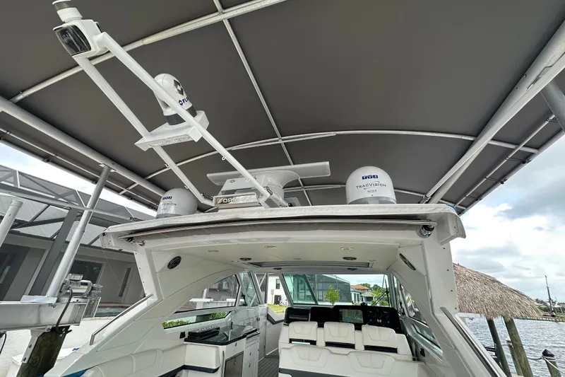 Slide: The Image of 2024 Formula 400 Super Sport Crossover yacht with advanced navigation equipment. - 17
