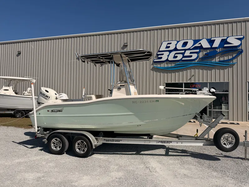 The Image of Bulls Bay 200 Center Console 2020 - 0