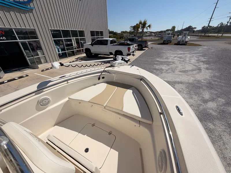 Slide: The Image of Bulls Bay 200 Center Console 2020 - 9