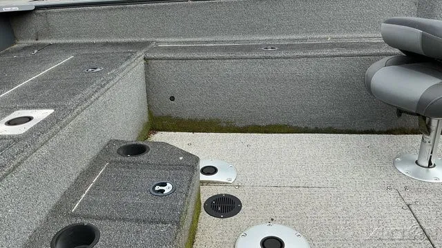 Slide: The Image of Tracker Pro Guide V175 2020 - 10