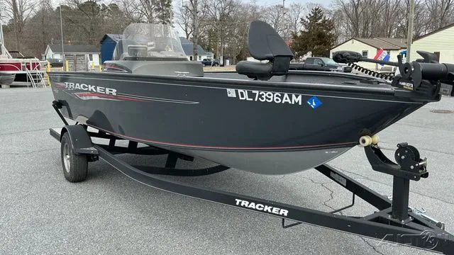 Slide: The Image of Tracker Pro Guide V175 2020 - 3