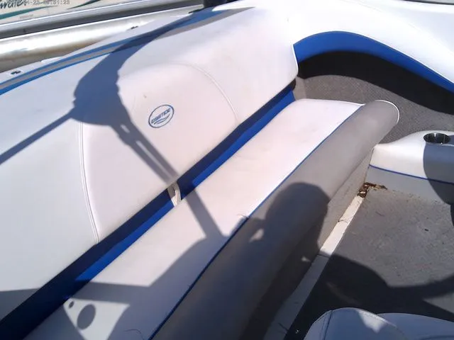 Slide: The Image of Ebbtide 202SE 2010 - 5