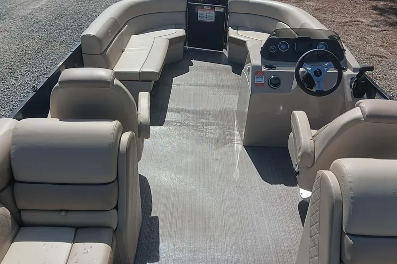 Slide: The Image of Interior of Veranda Vista View 22RC pontoon boat, 2023 model. - 5