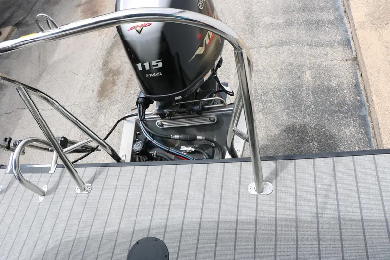 Slide: The Image of 2026 Sylvan Mirage Cruise 8520 CLZ DH with Yamaha 115 outboard motor. - 22