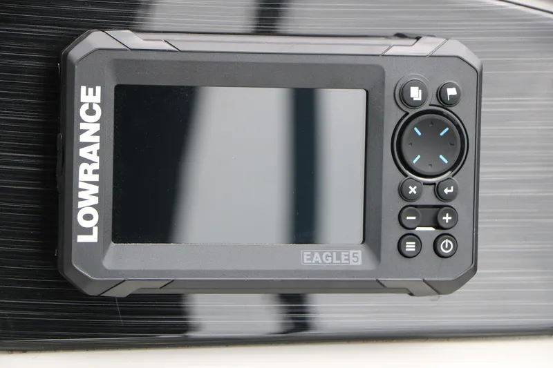 Slide: The Image of Lowrance Eagle 5 device on Sylvan Mirage Cruise 8520 CLZ DH, 2026 model. - 34
