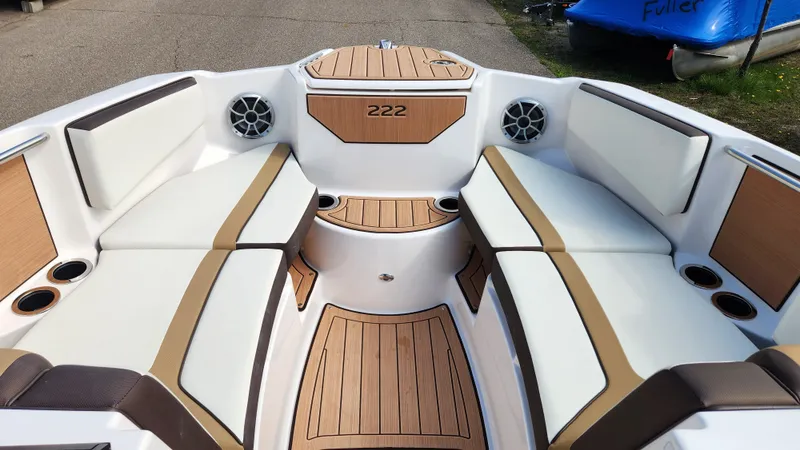 Slide: The Image of Yamaha 222SD 2023 - 38