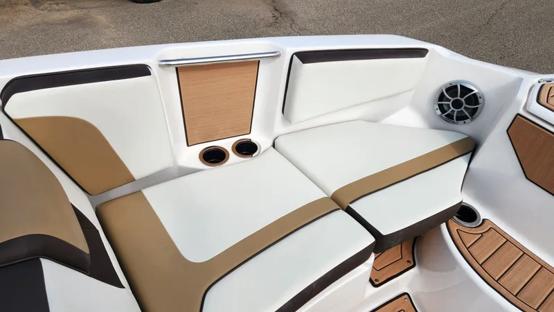 Slide: The Image of Yamaha 222SD 2023 - 39