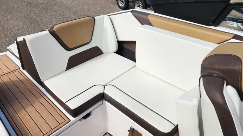 Slide: The Image of Yamaha 222SD 2023 - 46