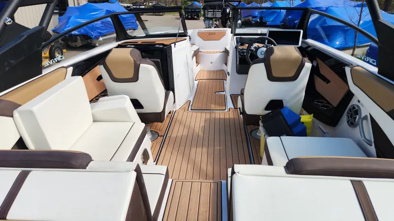 Slide: The Image of Yamaha 222SD 2023 - 51